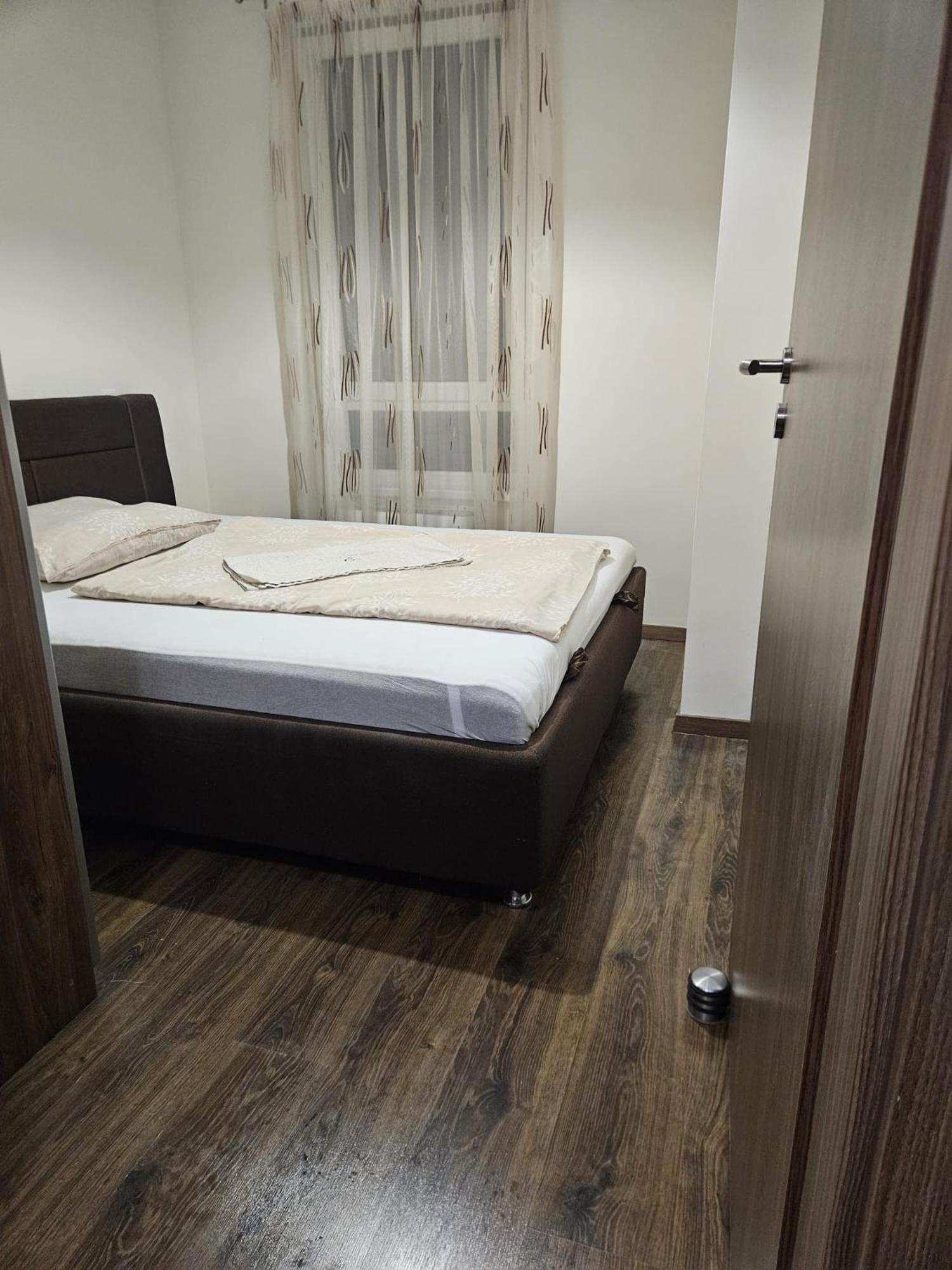Adam Guesthouse I. Kecskemét المظهر الخارجي الصورة
